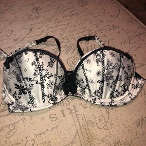 Victoria’s Secret Sexy Little Things Bra, 36 B